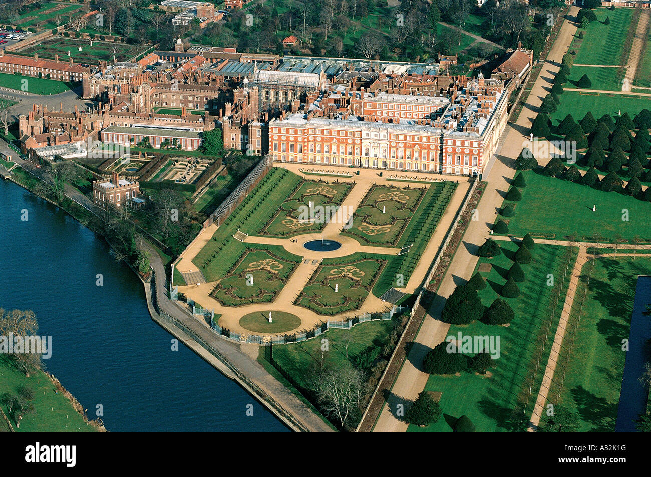 Hampton court palace gardens aerial hi res stock photography and images