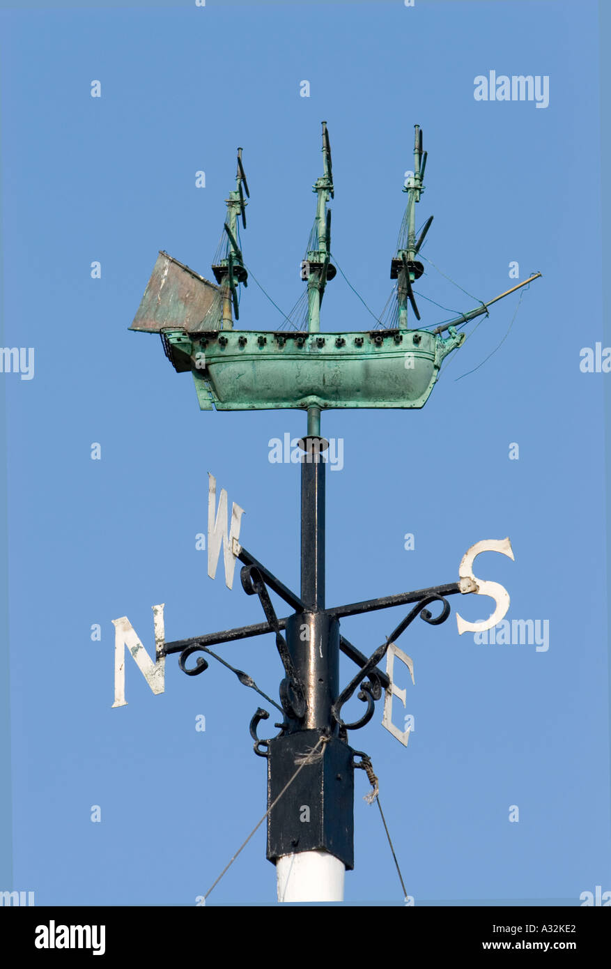 Copper galleon weather vane,wind direction indicator with verdigris