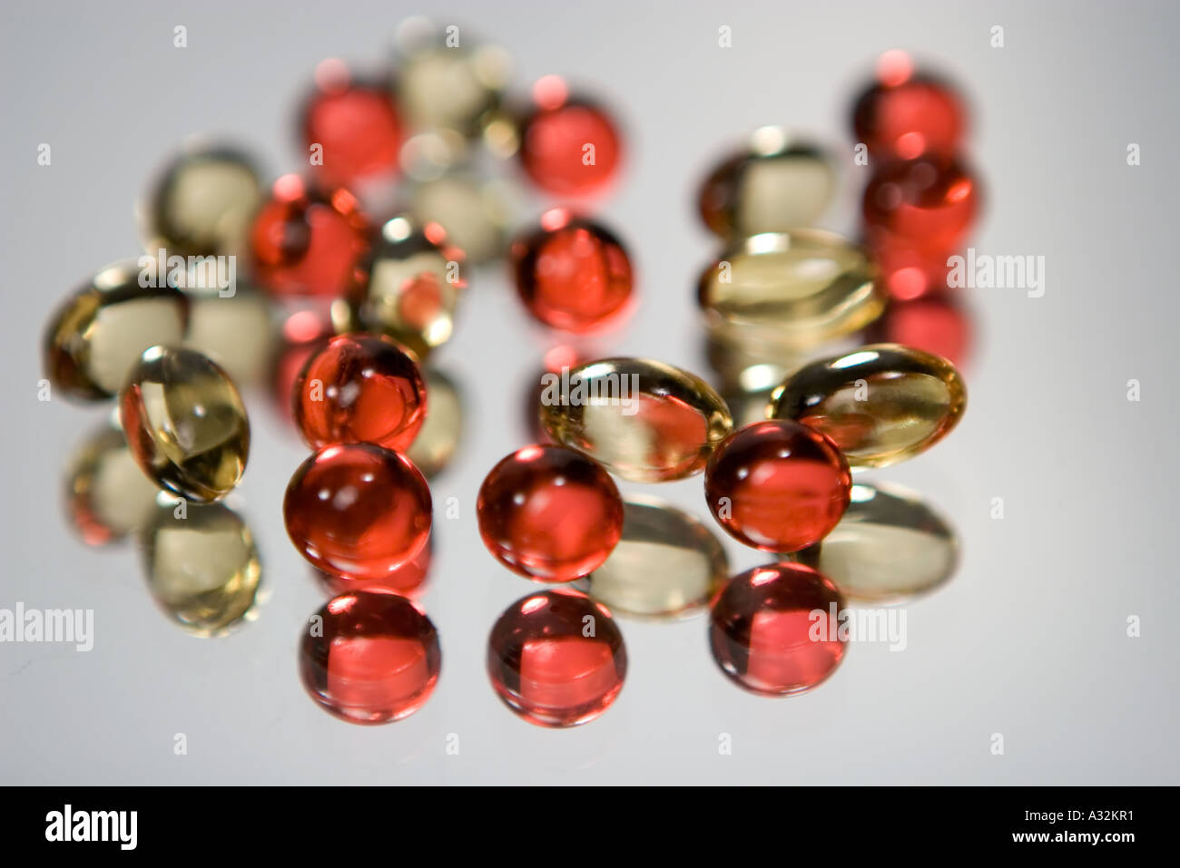 Pills cure medicine hi-res stock photography and images - Alamy