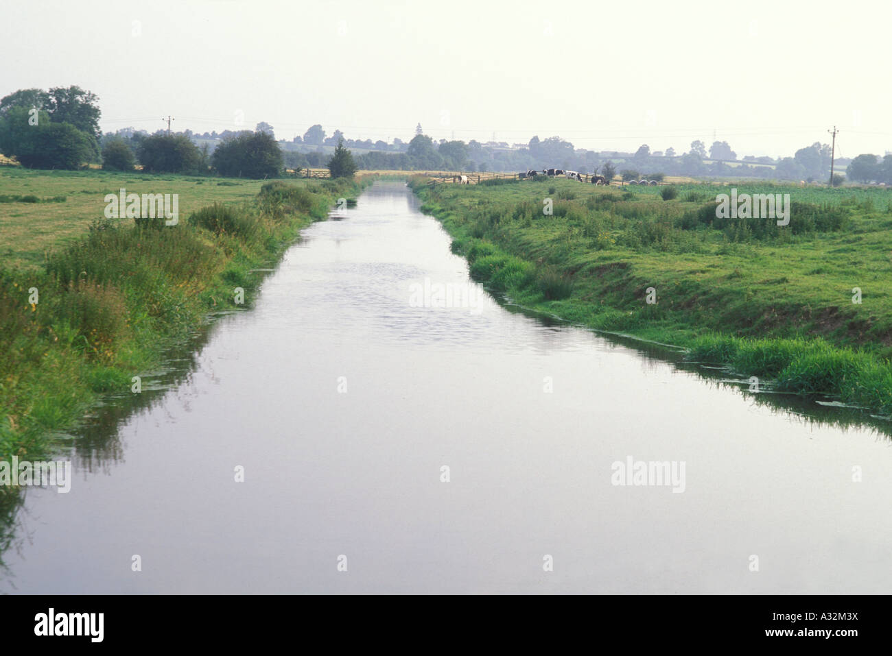 A waterway or "drain" on the Somerset Levels near Burrow Bridge Stock Photo