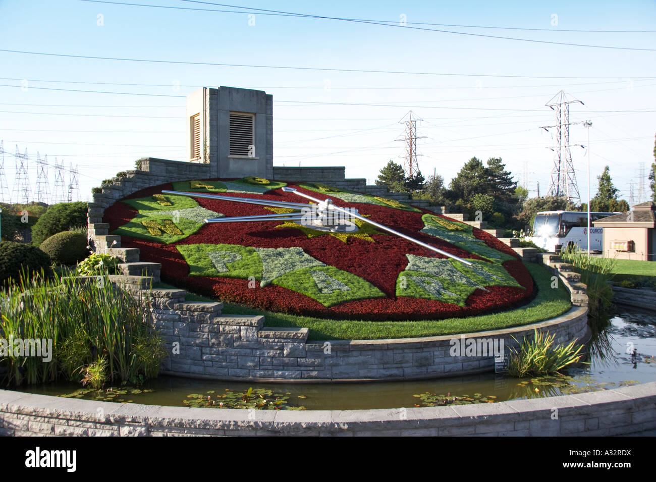Floral clock, city of Niagara Falls, Ontario Stock Photo Alamy