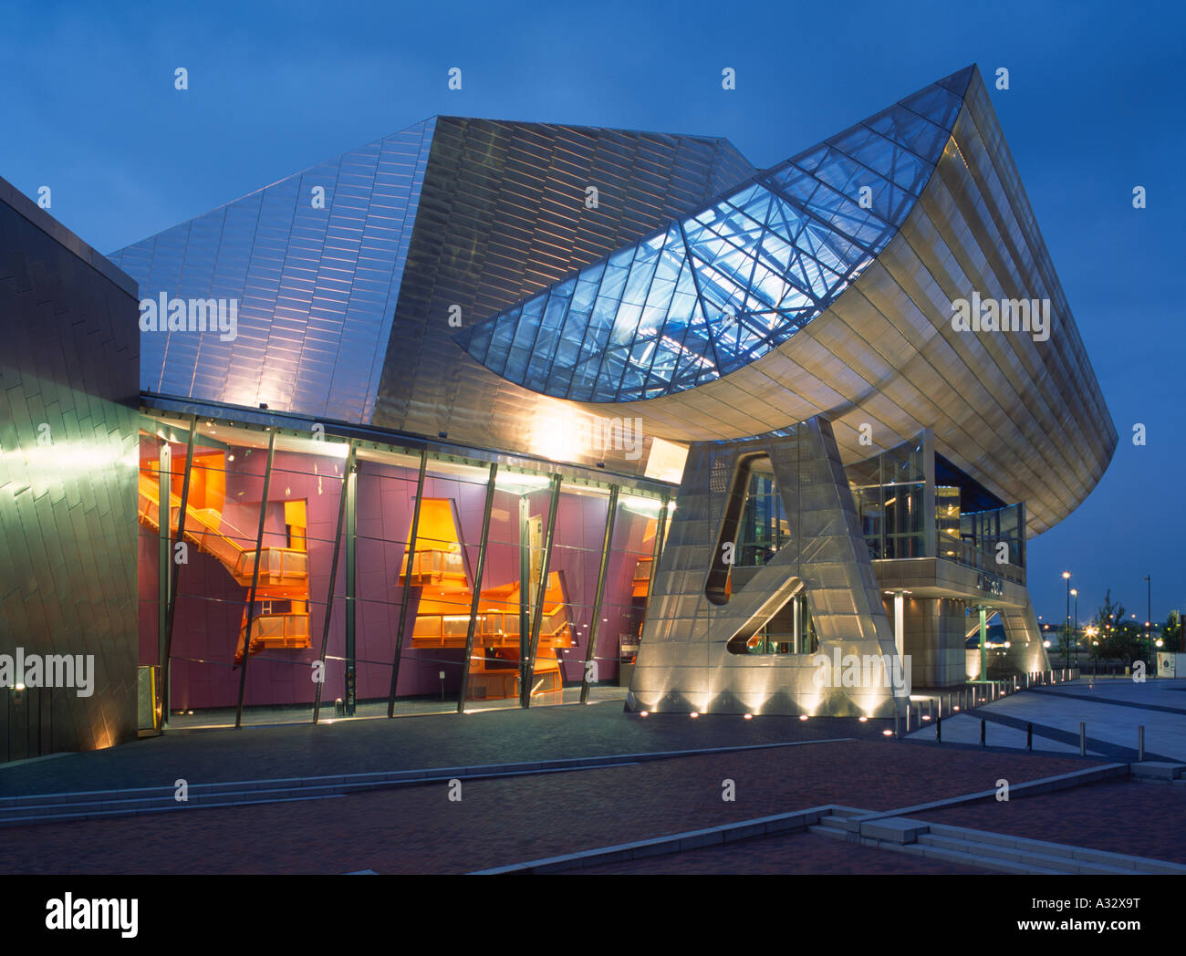 lowry art gallery at salford quays, manchester, england Stock Photo