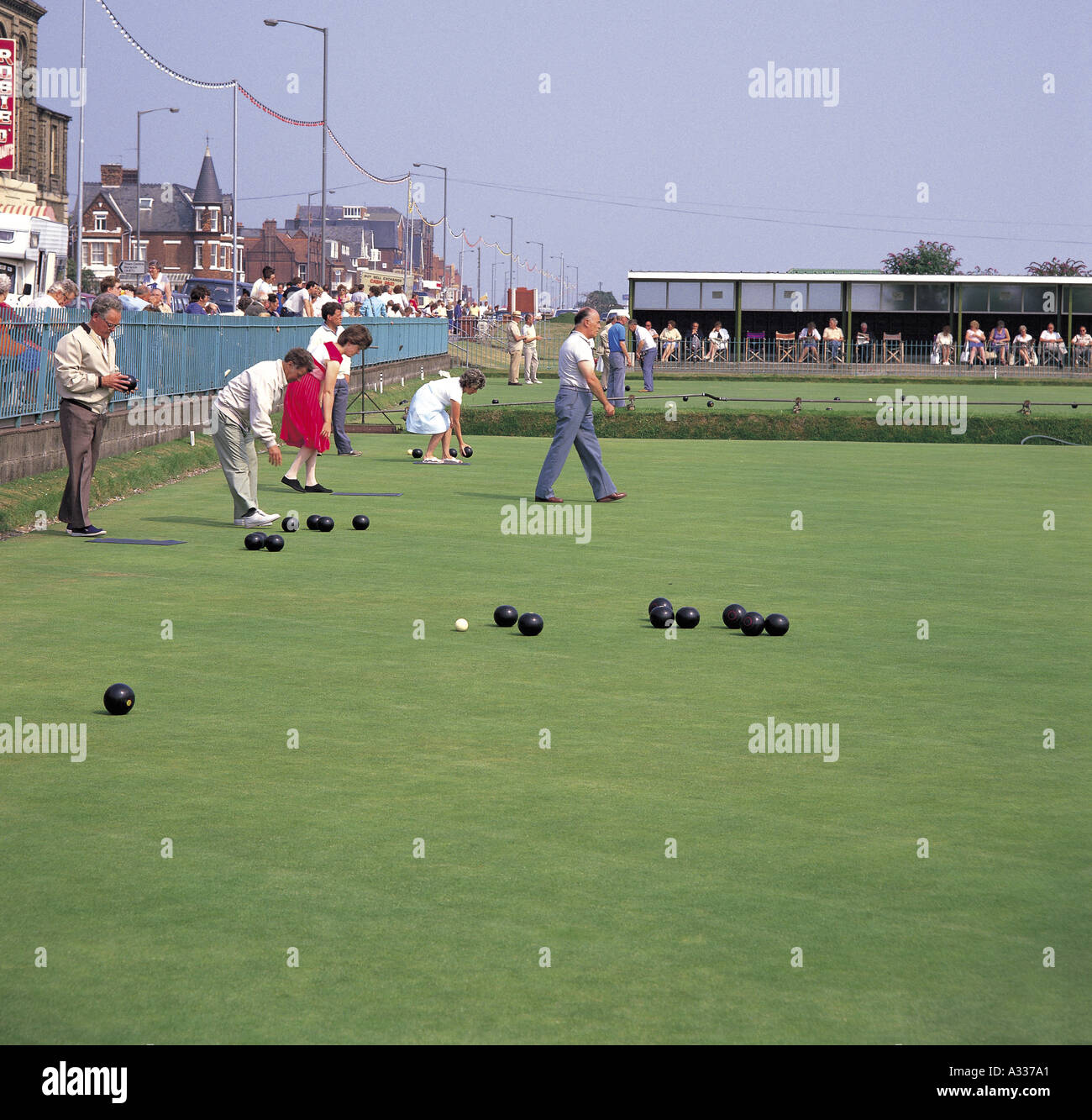 Great yarmouth bowling hires stock photography and images Alamy