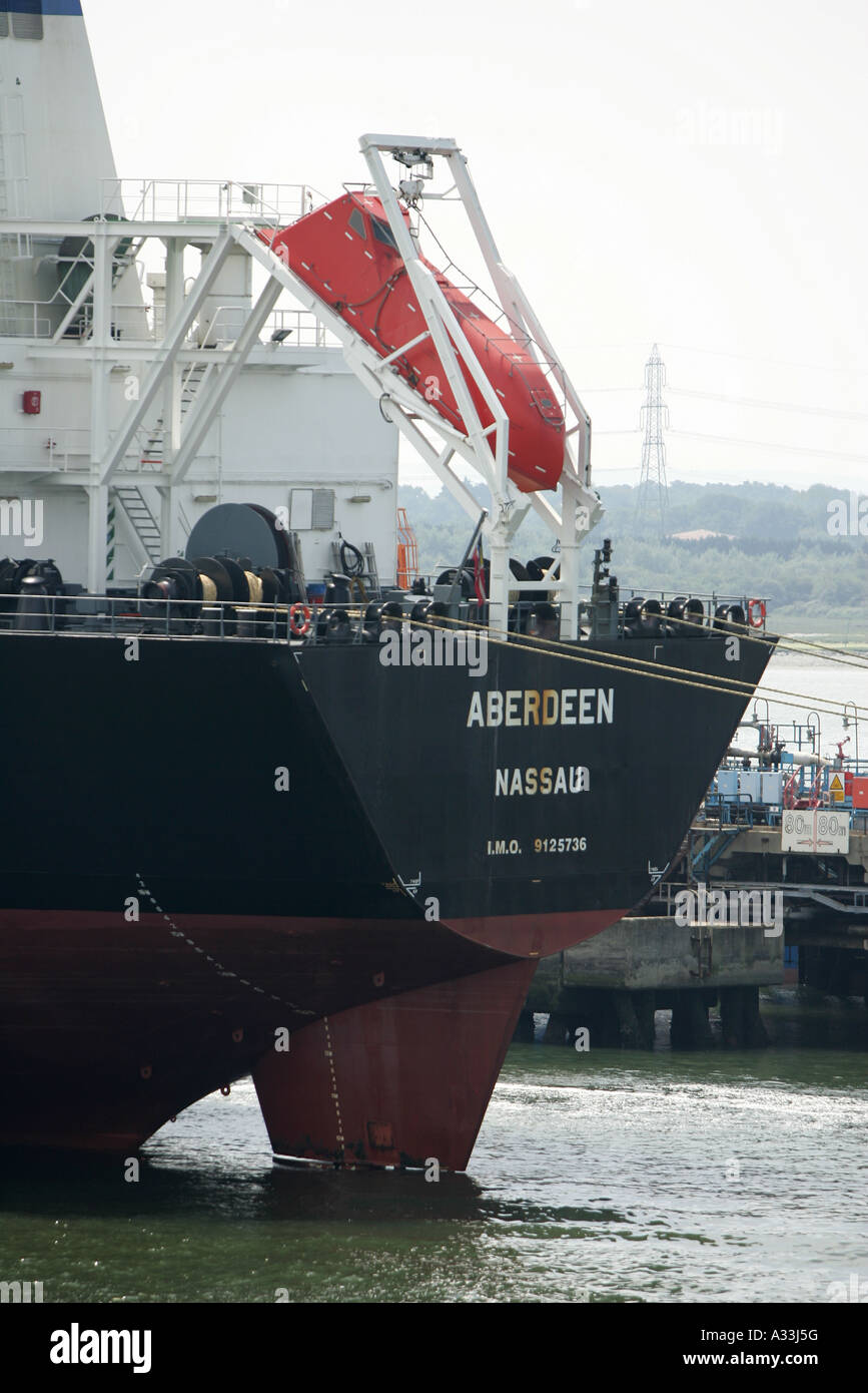 emergency lifeboat on the aberdeen oil tanker Stock Photo Alamy
