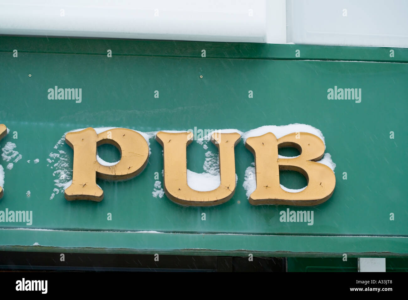 Pub Exterior Stock Photo Alamy