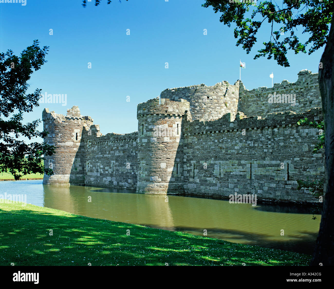 Beaumaris bay hires stock photography and images Alamy