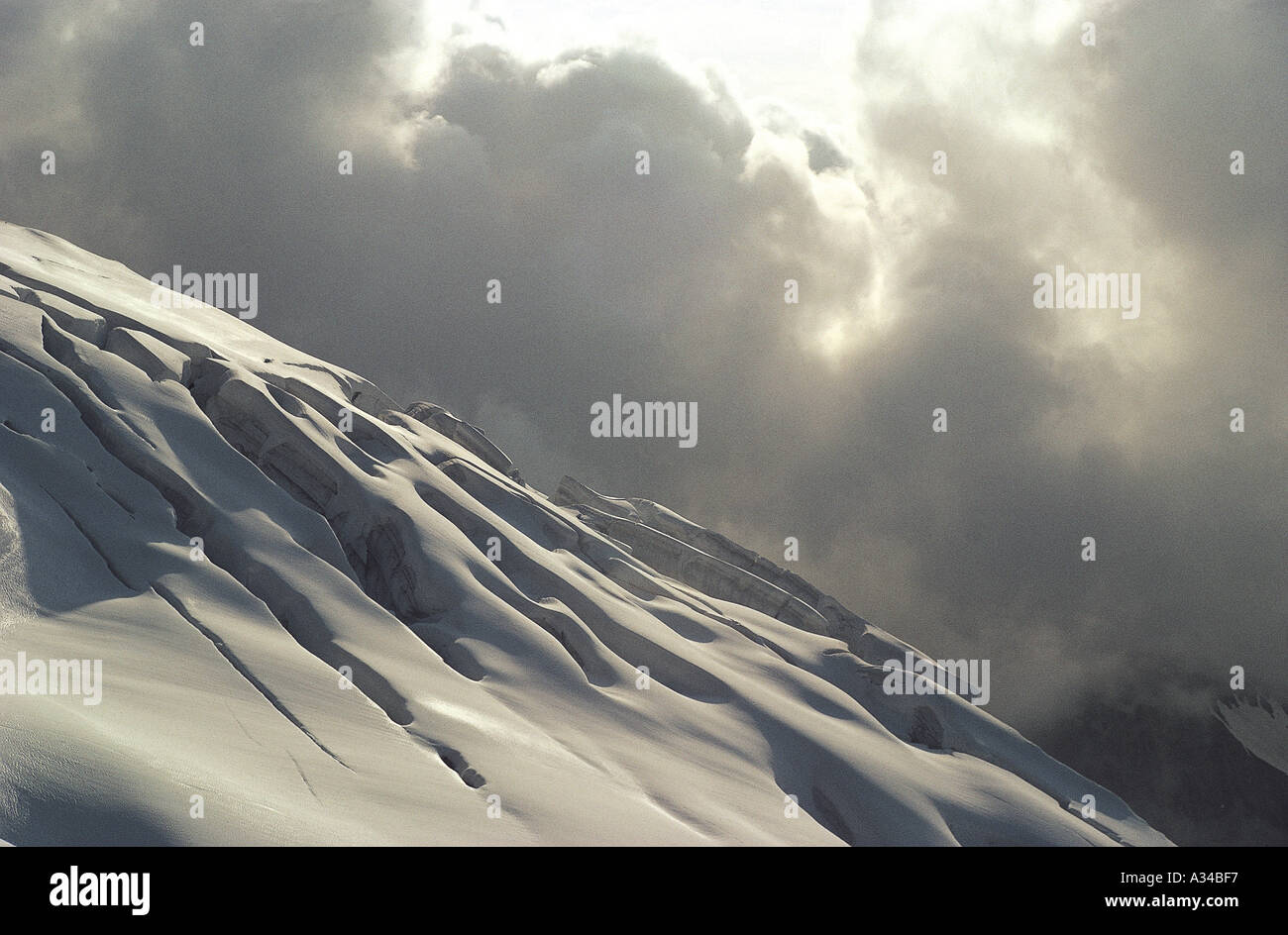 Les Grands Mulets, Pic Wilson, Dome du Gouter et Mont-Blanc stock image