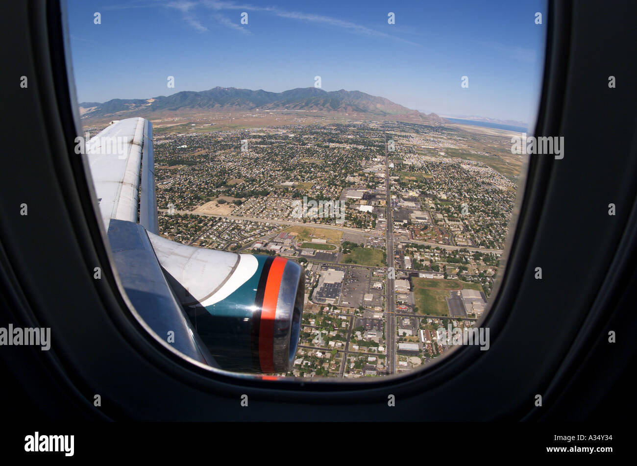 View from airplane window seat hi-res stock photography and images - Alamy