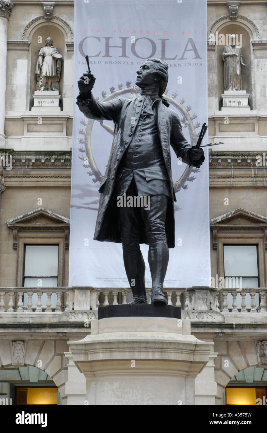 Statue of painter in front of the Royal Academy of Arts Piccadilly