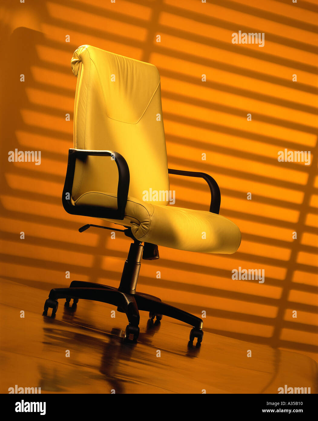 Modern office chair Stock Photo - Alamy