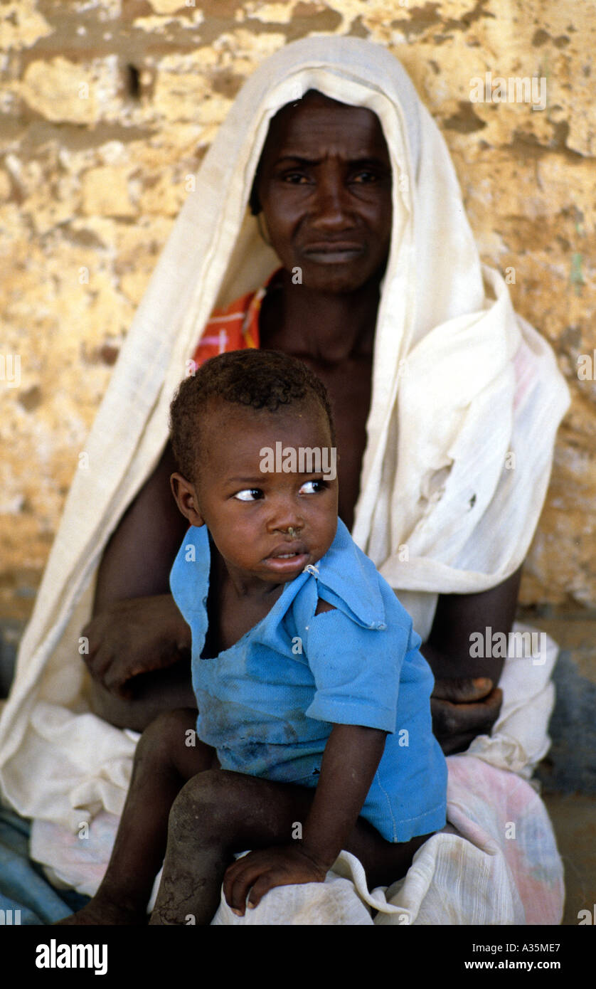 Sudan,famine,1985. Refugees from Ethiopia at Girba Camp on the border between Ethiopia and Sudan. Stock Photo