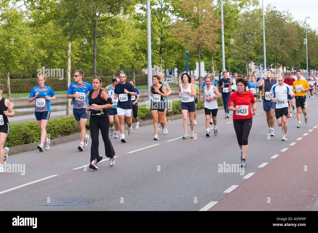 large group of runners Stock Photo Alamy