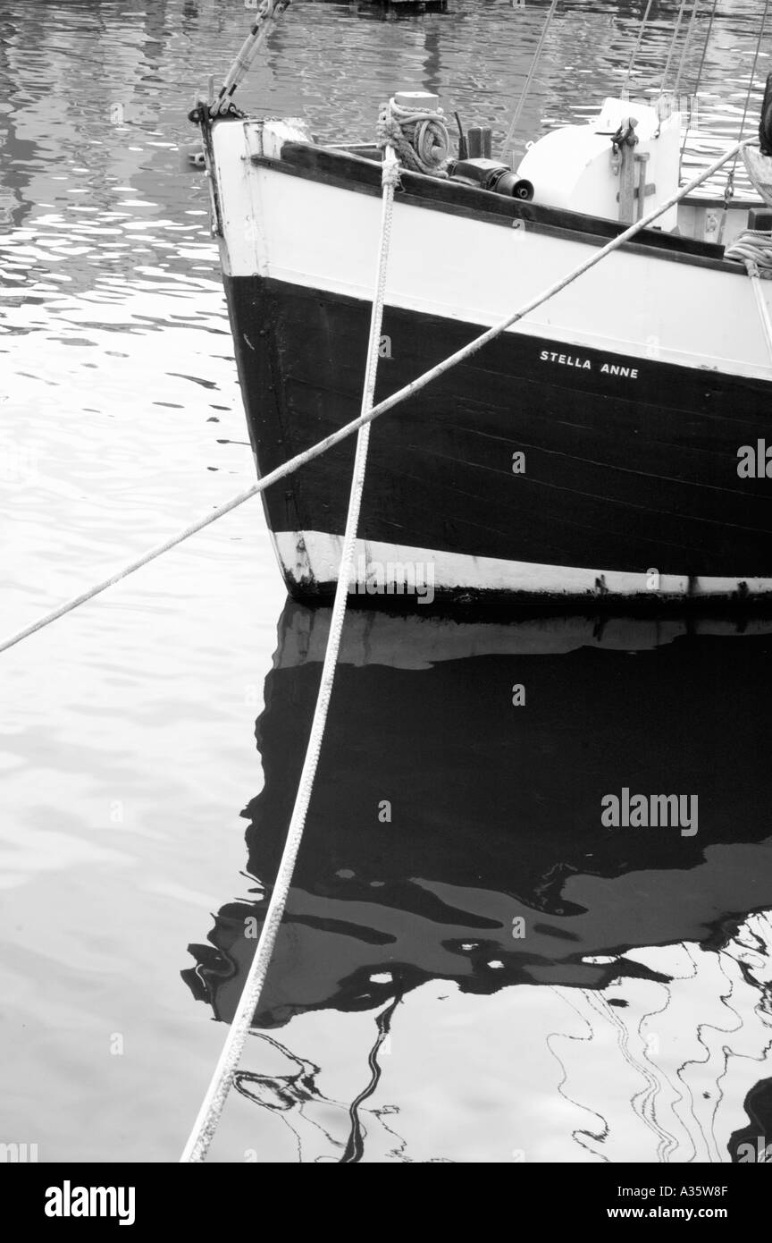 Moor mooring moored Black and White Stock Photos & Images - Alamy
