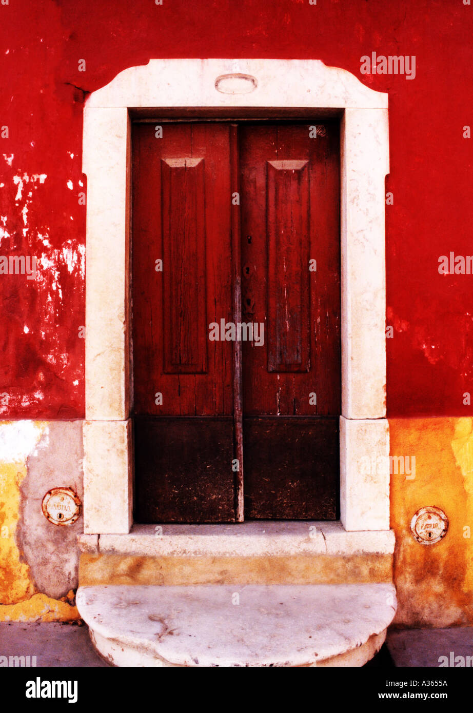 red door Stock Photo