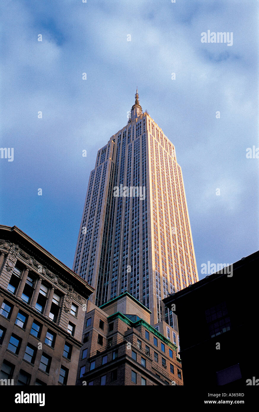 High buildin hi-res stock photography and images - Alamy