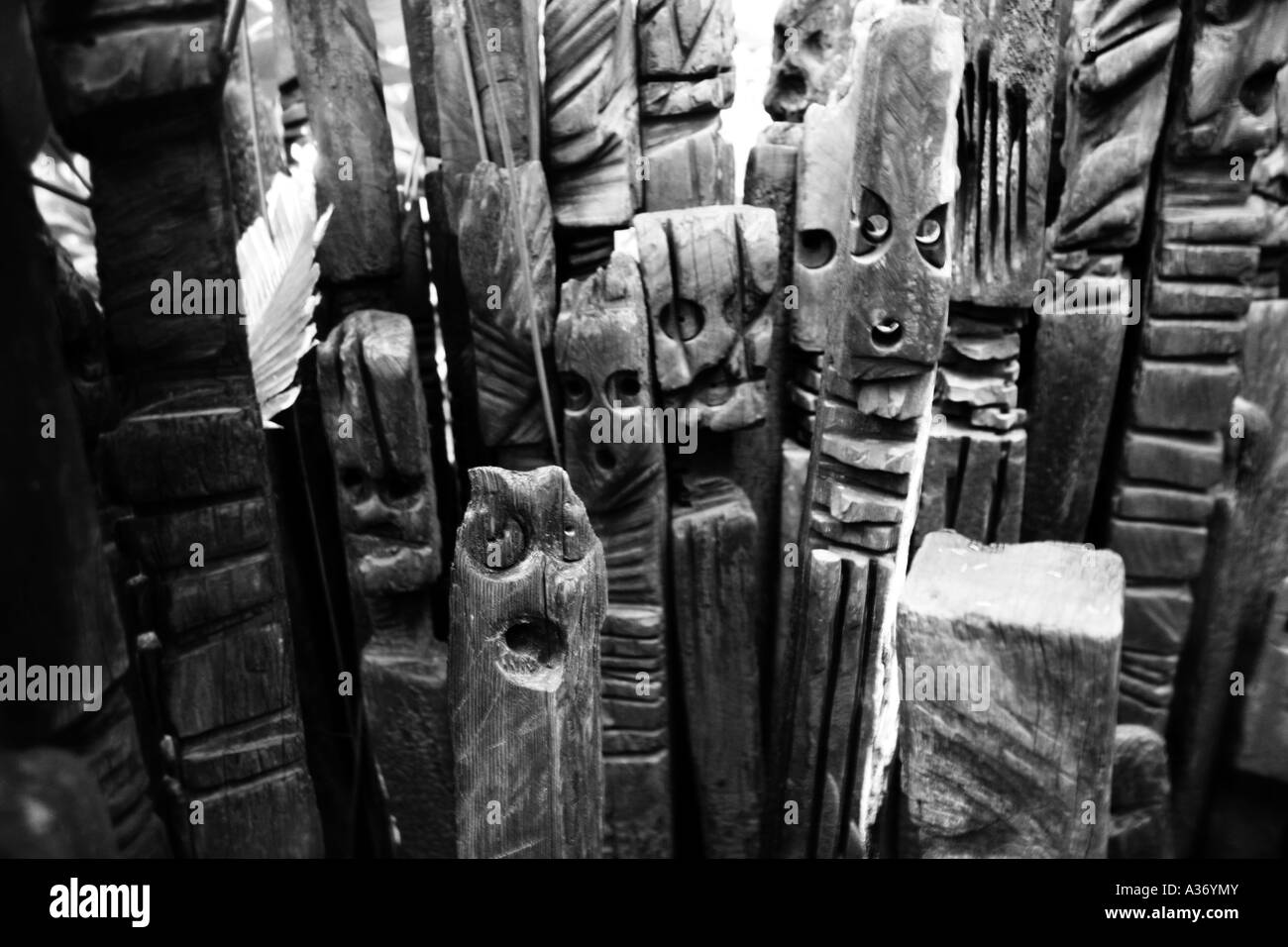 Wooden tribal statues in the eden project Stock Photo Alamy