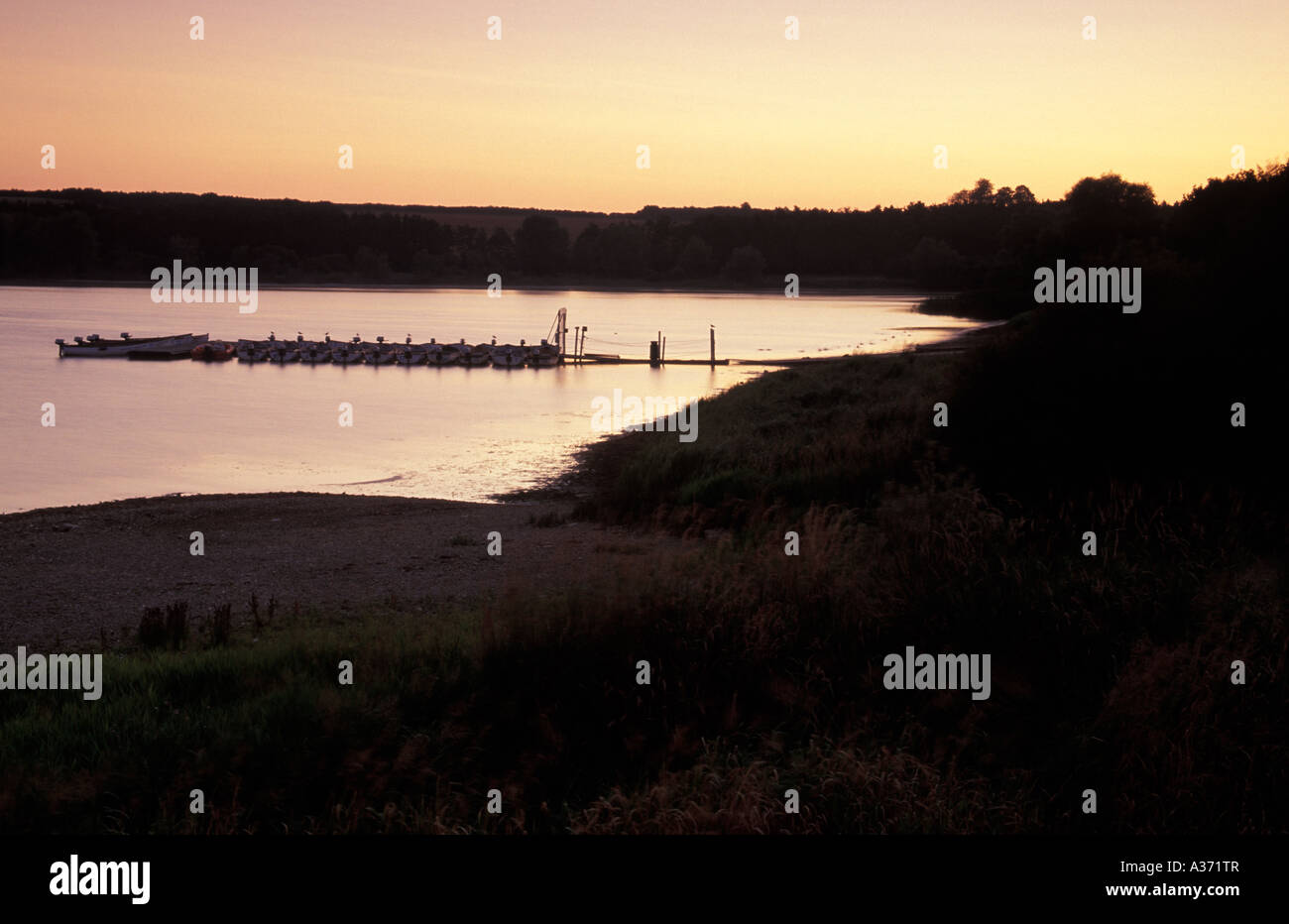 Two Men in a boat fishing at Pitsford Reservoir Stock Photo - Alamy