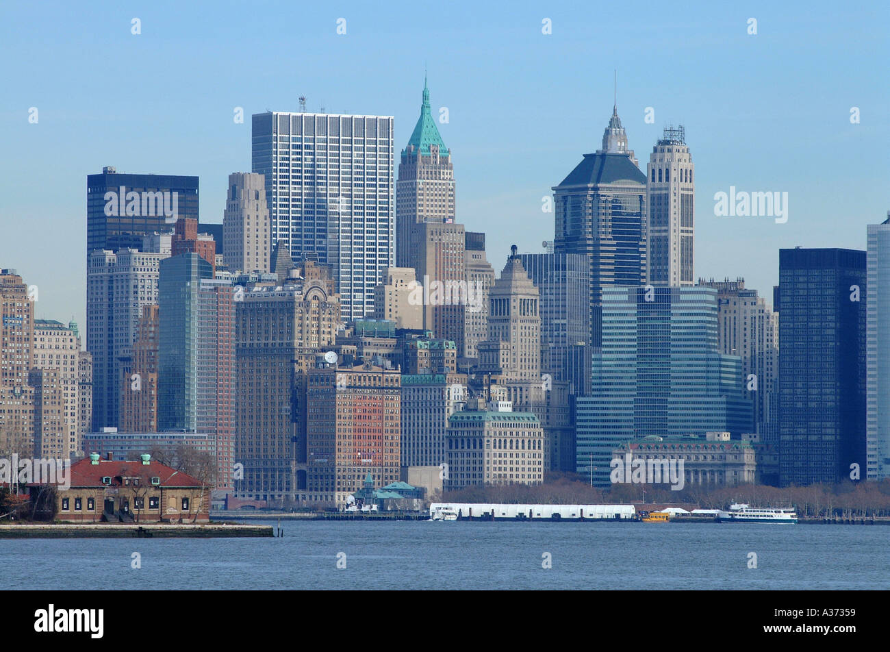 Woolworth Building And Manhattan Skyline From Liberty State Park New Jersey Stock Photo Alamy