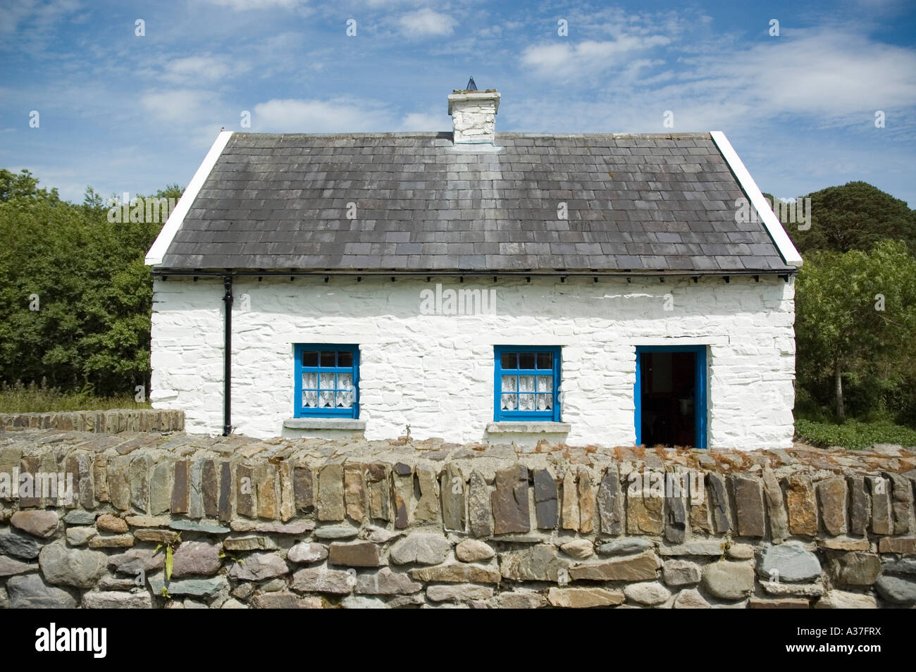 A Cottage At Muckross Farm Killarney County Kerry Ireland Stock