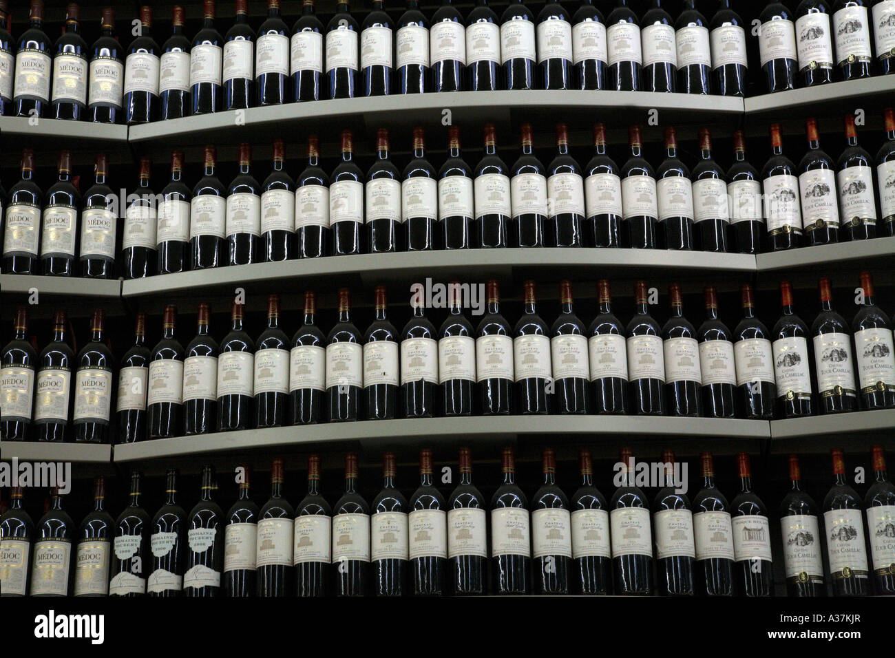 Shelves of Wine Carrefour Cite Europe Calais France Stock Photo Alamy