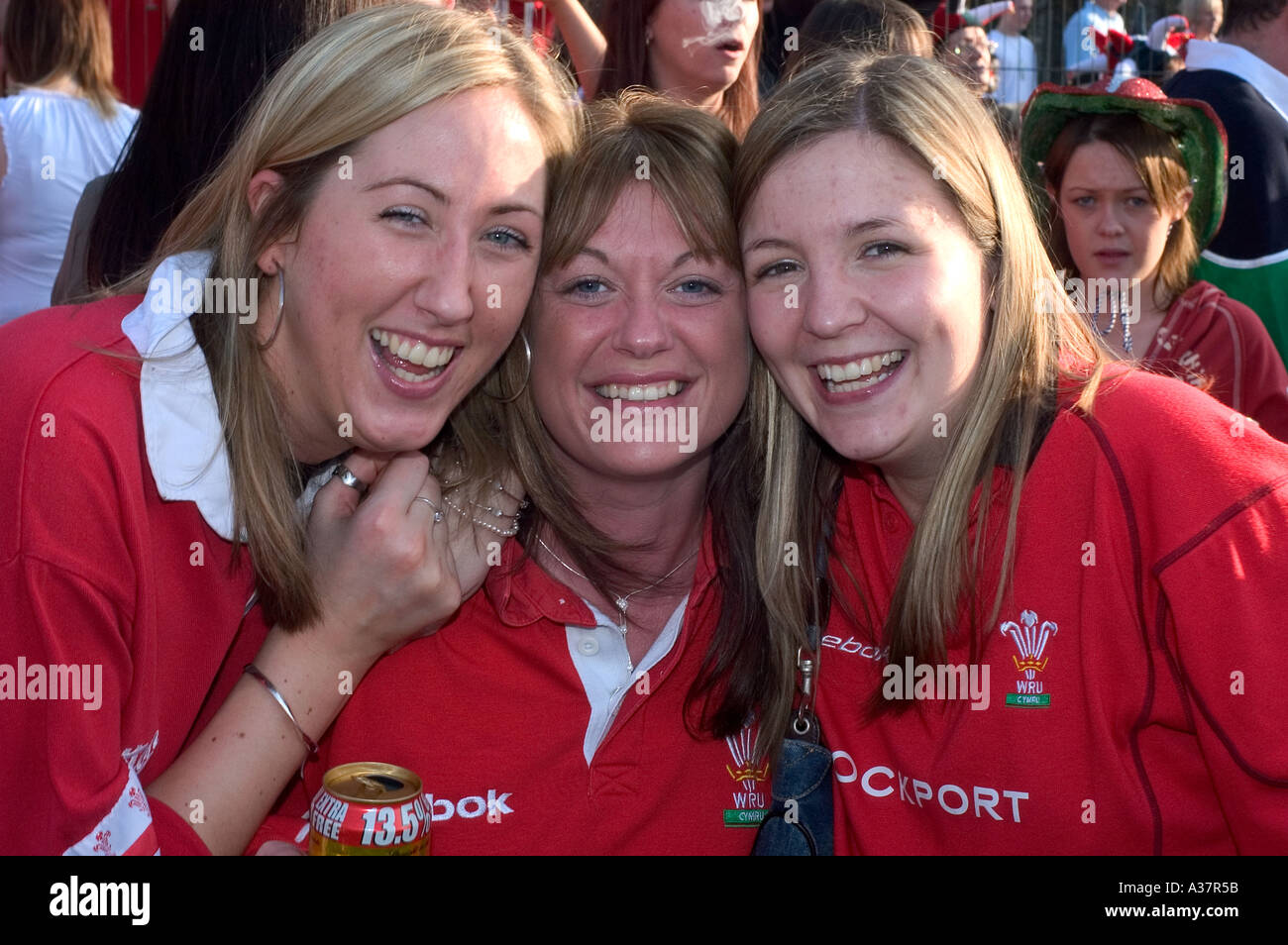 Rugby celebrations wales hi-res stock photography and images - Alamy