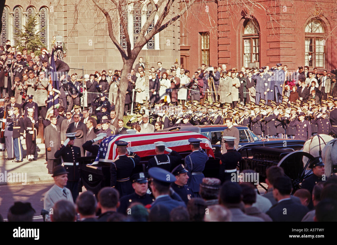 JOHN F KENNEDY funeral cortege in 1963 Stock Photo