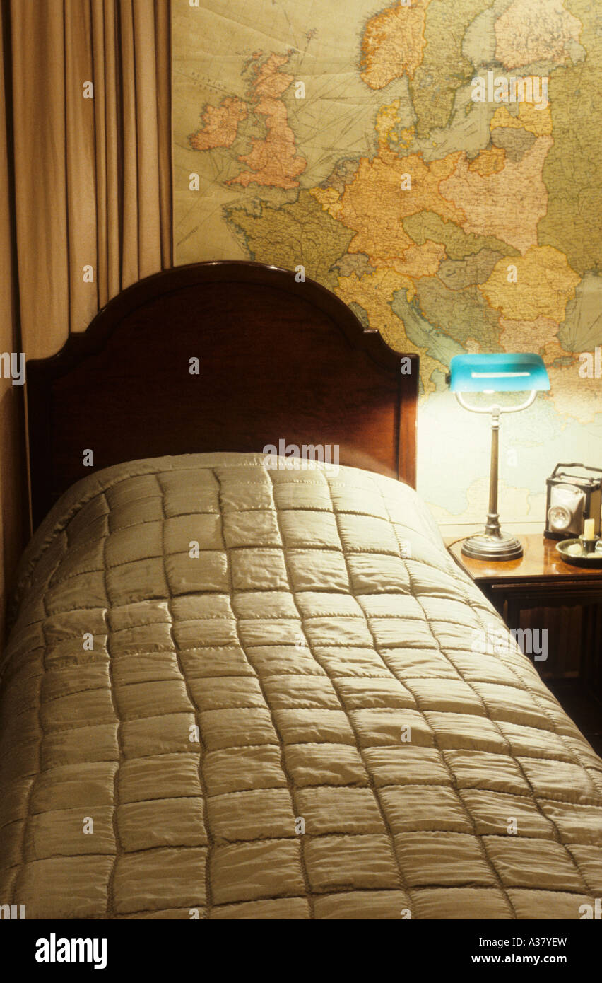 Winston Churchill s Bed Cabinet War Rooms Stock Photo