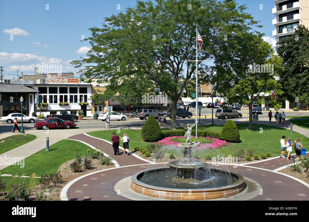 WISCONSIN Lake Geneva Downtown shopping district of small town popular