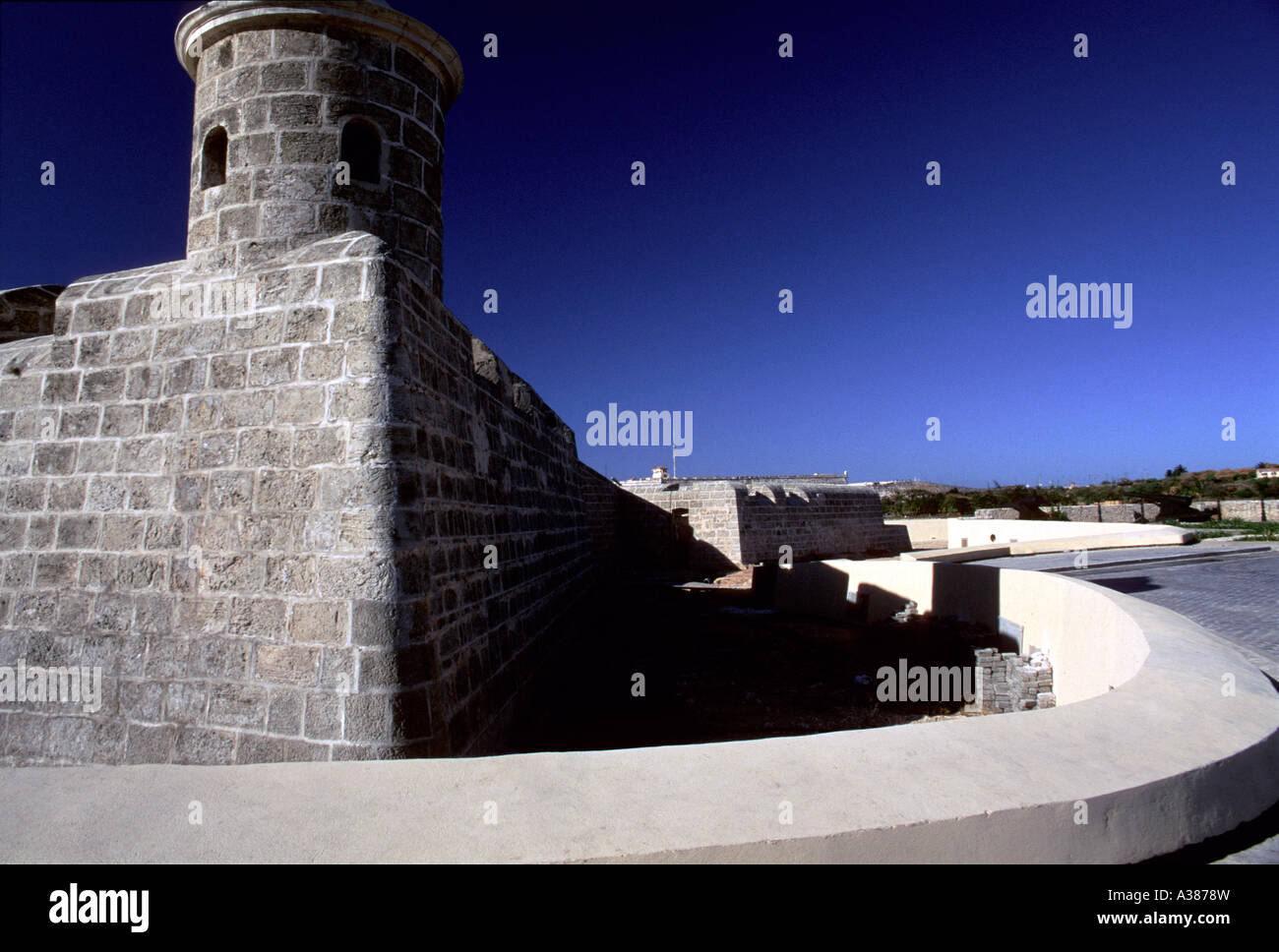 Havana and fortification sites hi-res stock photography and images - Alamy