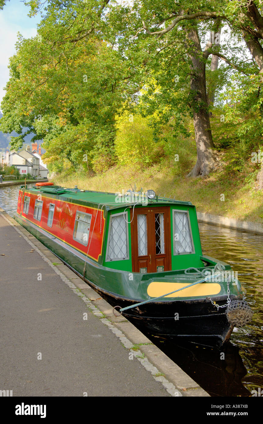 Moored Narrow Boat Llangollen Wharf Llangollen Canal North East Wales