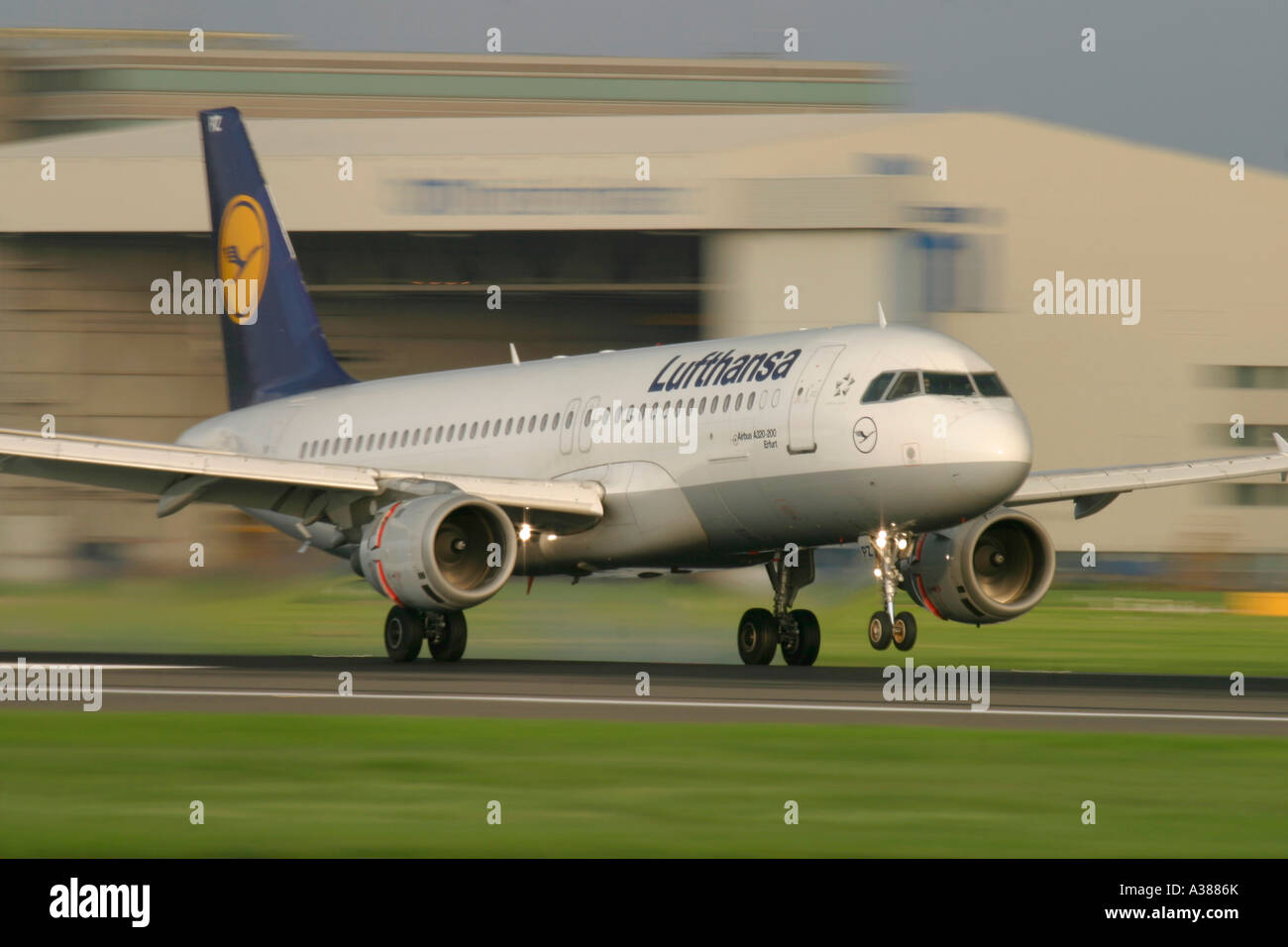 Lufthansa Airbus A320 landing at London Heathrow Airport Stock Photo