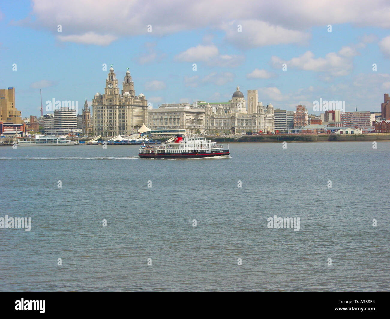 Ferry across the Mersey Liverpool England Stock Photo - Alamy