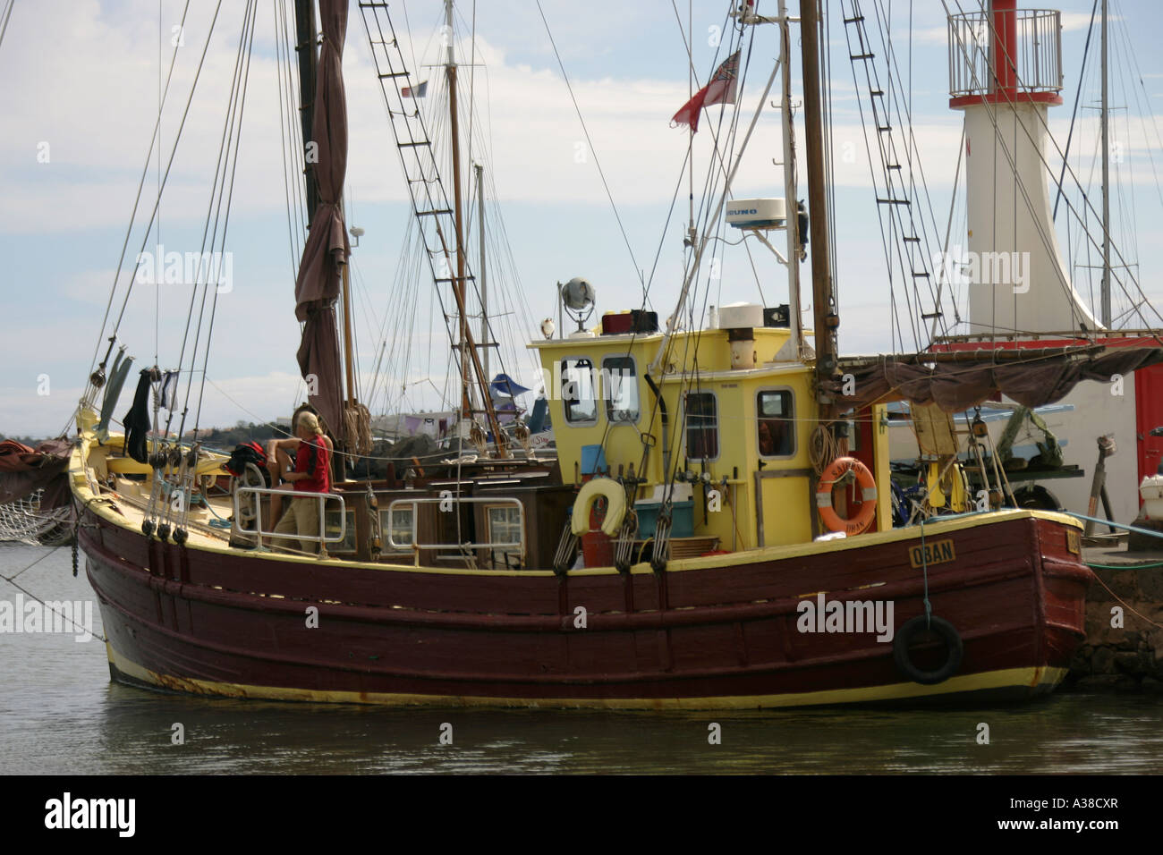 SAILING SHIP MARSEILLAN PORT LANGUEDOC FRANCE Stock Photo Alamy sailing-ship-marseillan-port-languedoc-france-stock-photo-alamy