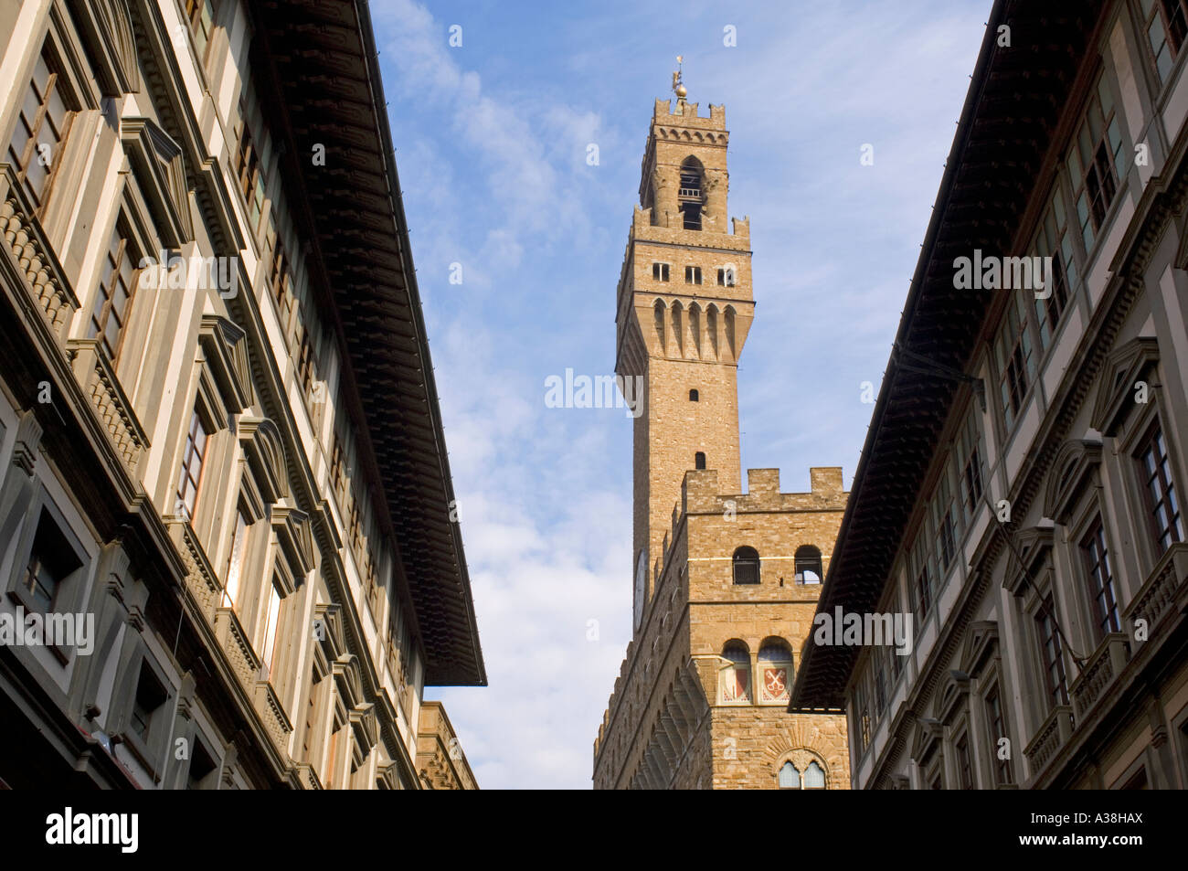 A wide angle view of the Palazzo Vecchio in Florence 'surrounded' by the two wings of the Uffizi Gallery. Stock Photo