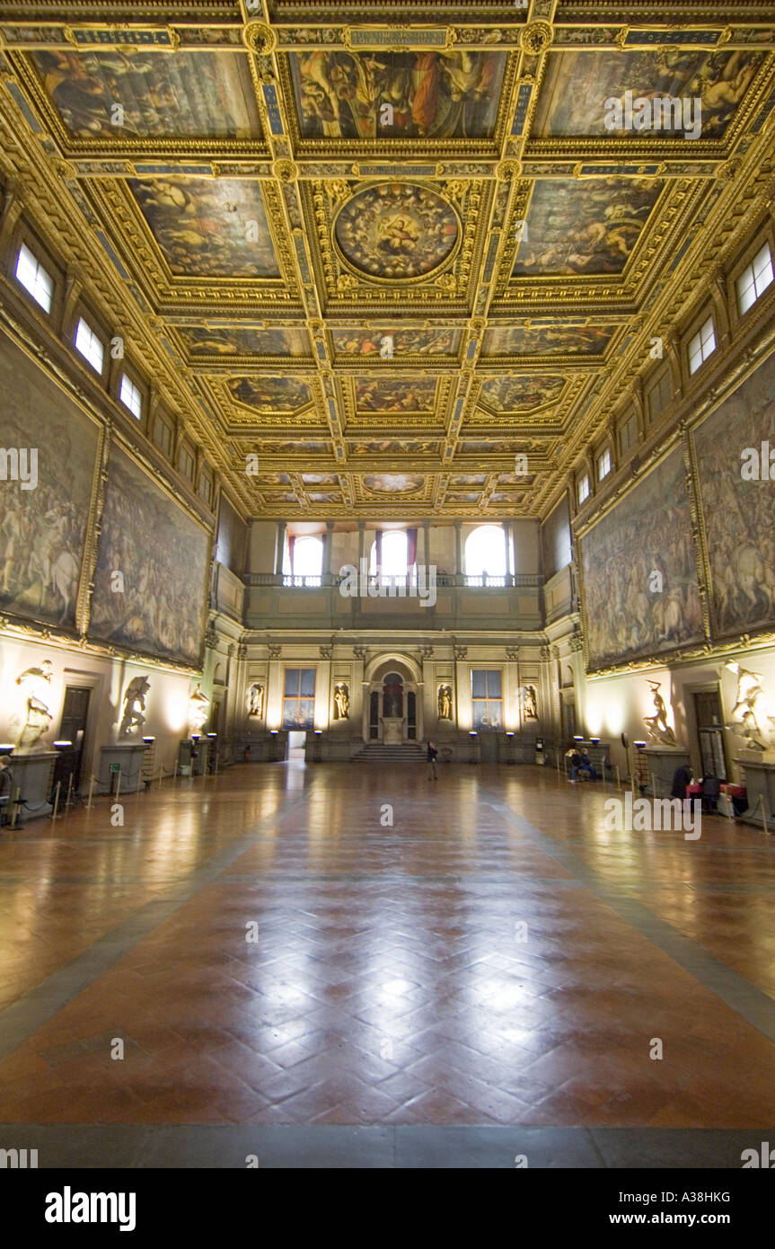 A view of the Salone dei Cinquecento inside the Palazzo Vecchio in Florence  showing the painted walls and ceiling Stock Photo - Alamy