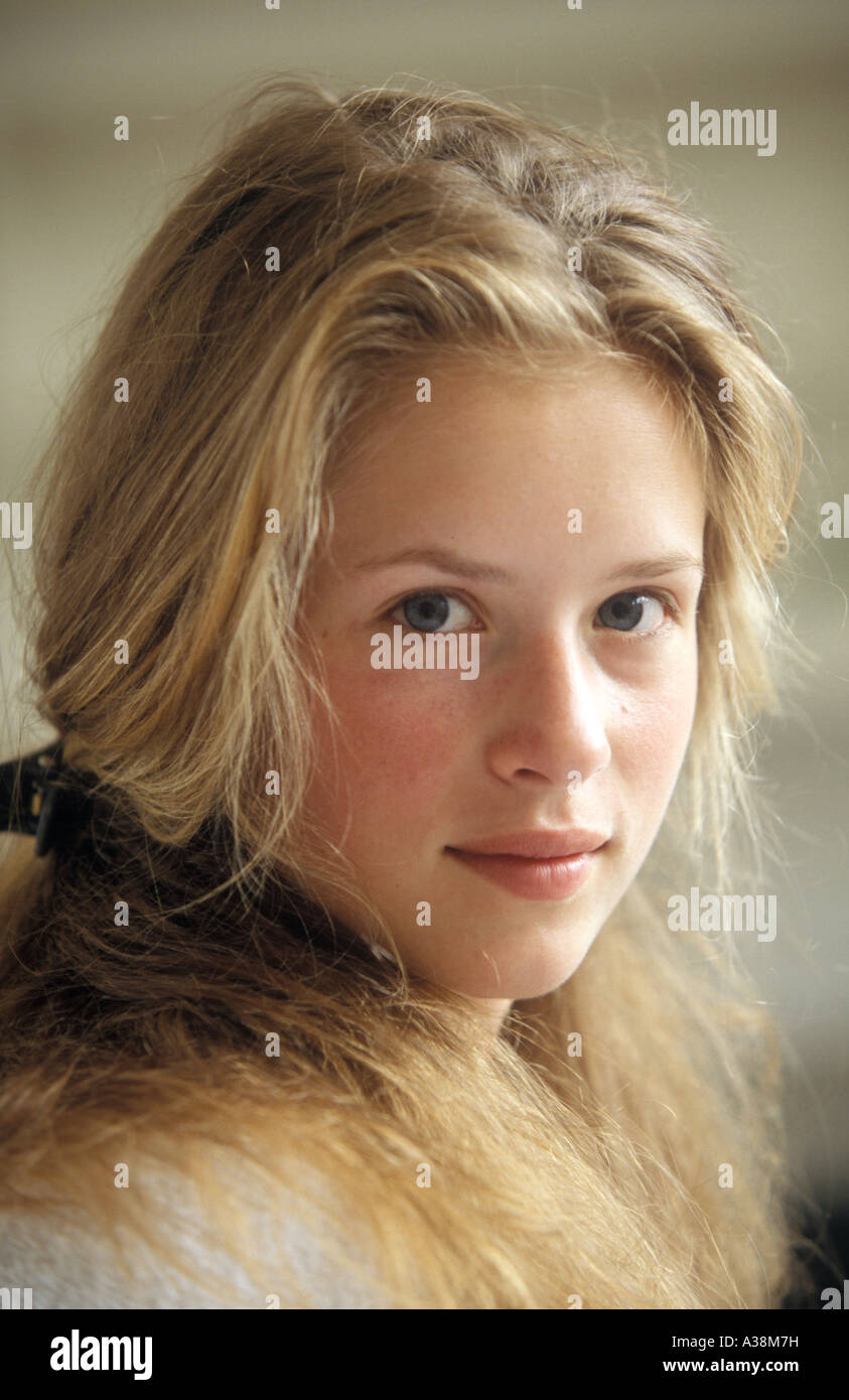 Beauty Hair Natural Daylight Makeup Caucasian Woman Asian Black