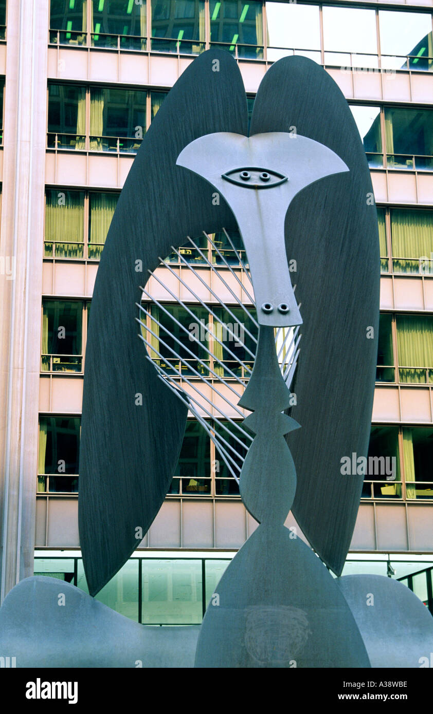 The Chicago Picasso. Public art sculpture known as The Hawk in front of City Hall in Daley Center Plaza, Chicago, Illinois USA Stock Photo