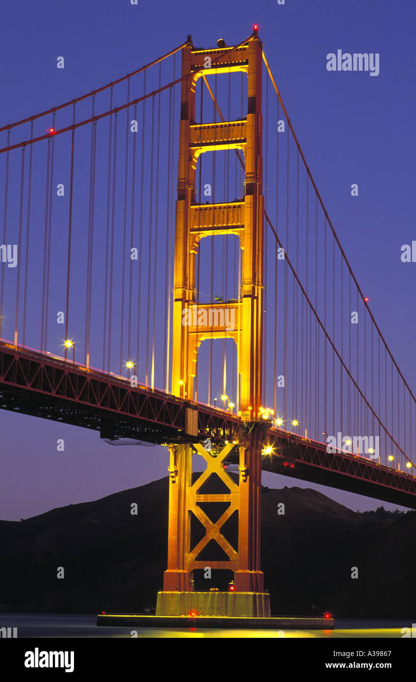 USA California San Francisco Golden Gate Bridge at dusk Stock Photo