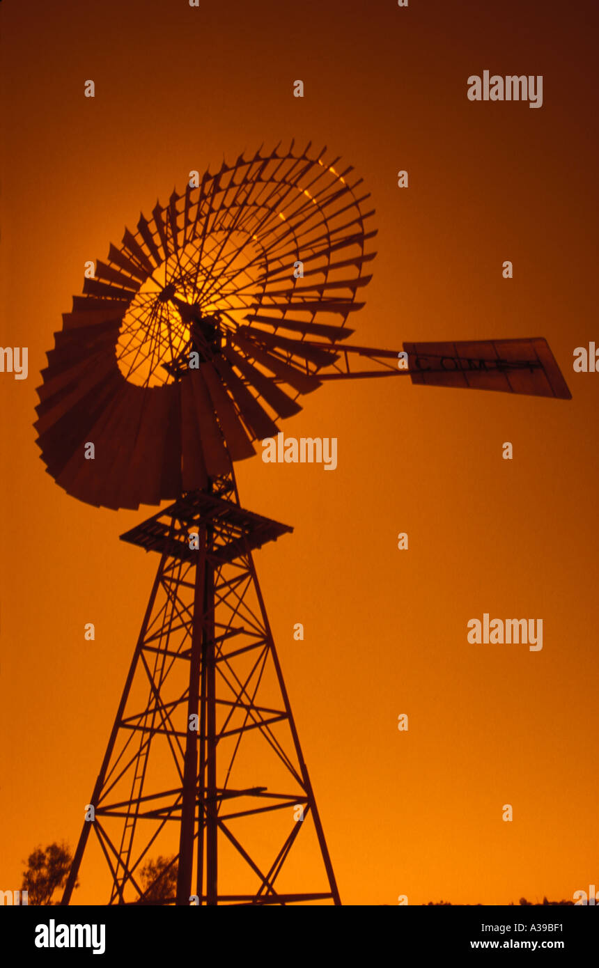 Longreach hall fame windmill largest hires stock photography and