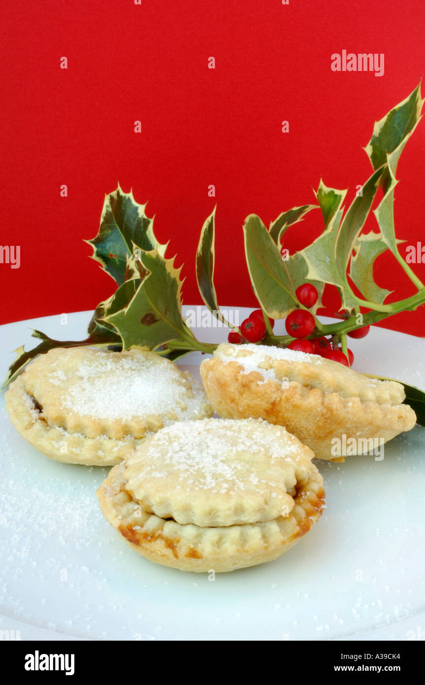 Mince Pies and Holly Stock Photo - Alamy