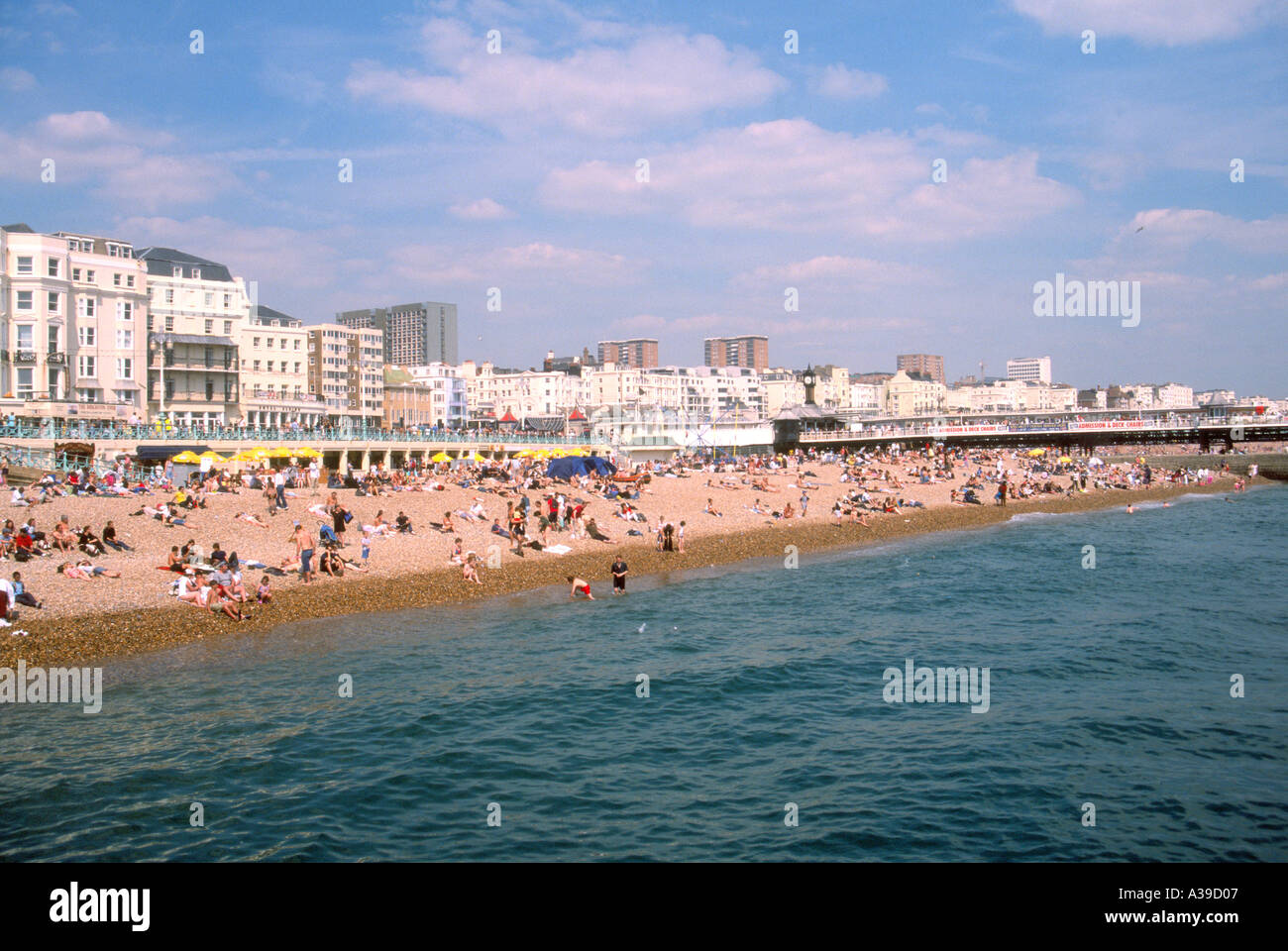 Brighton beach on hot summer day Stock Photo - Alamy