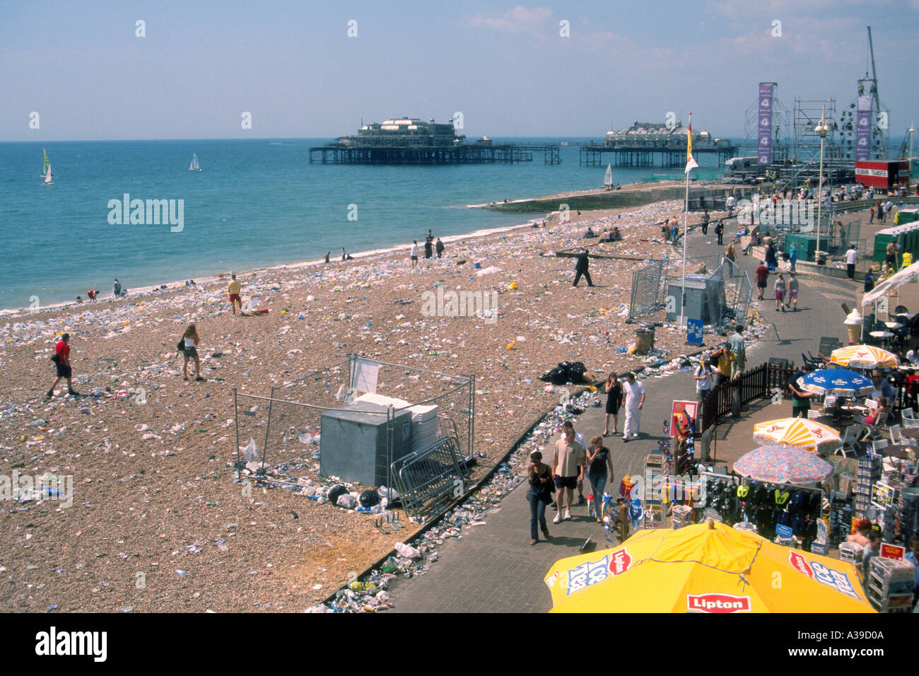 Rubbish left on Brighton beach after Fat Boy Slim party August 2002 Stock Photo