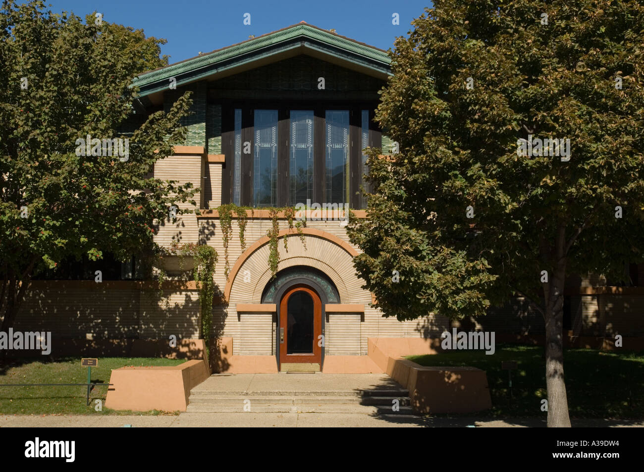 Dana Thomas House 1904 a Prairie style home designed by Frank Lloyd Wright A Illinois State