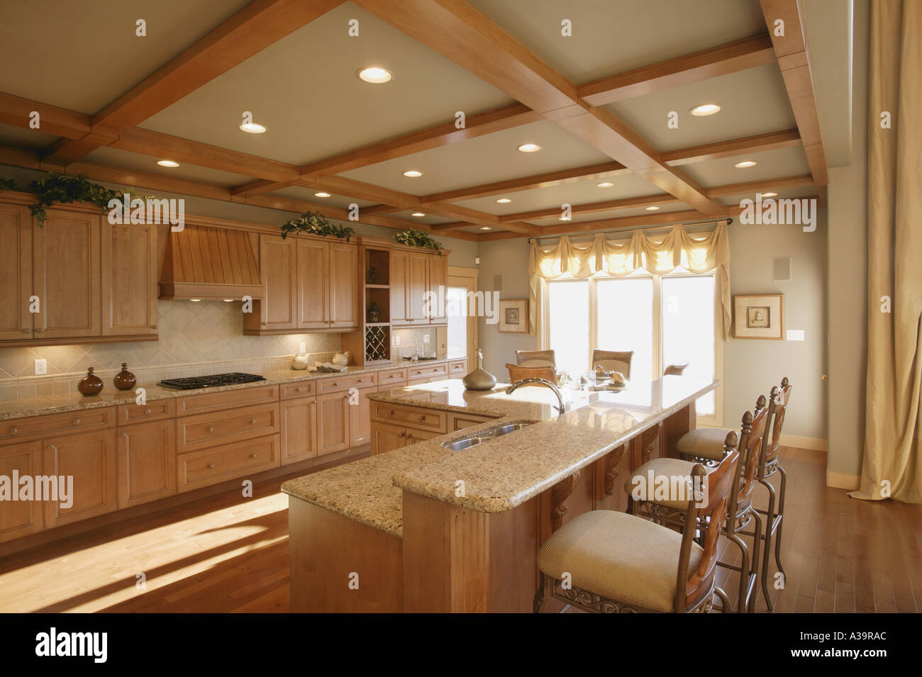 Interior of modern dining kitchen Stock Photo - Alamy