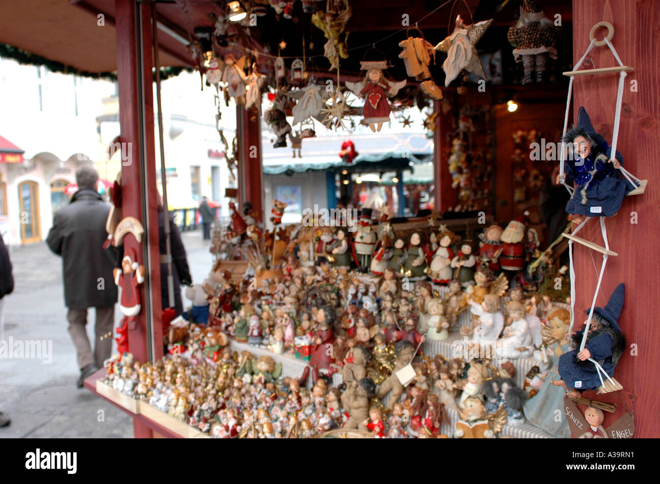 Linz christmas market hi-res stock photography and images - Alamy