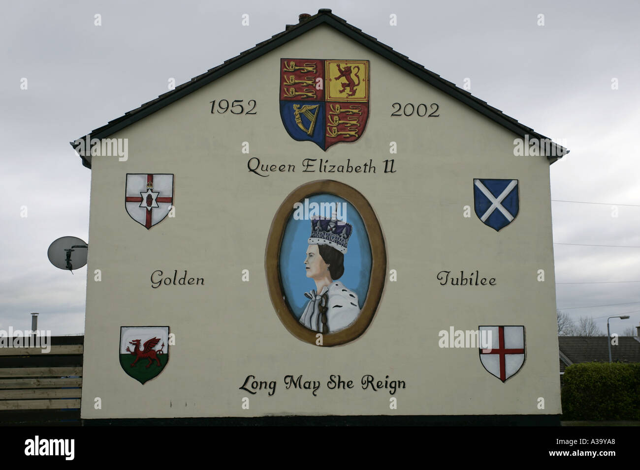 Queen Elizabeth second 2 II loyalist wall mural monkstown county antrim northern ireland Stock Photo