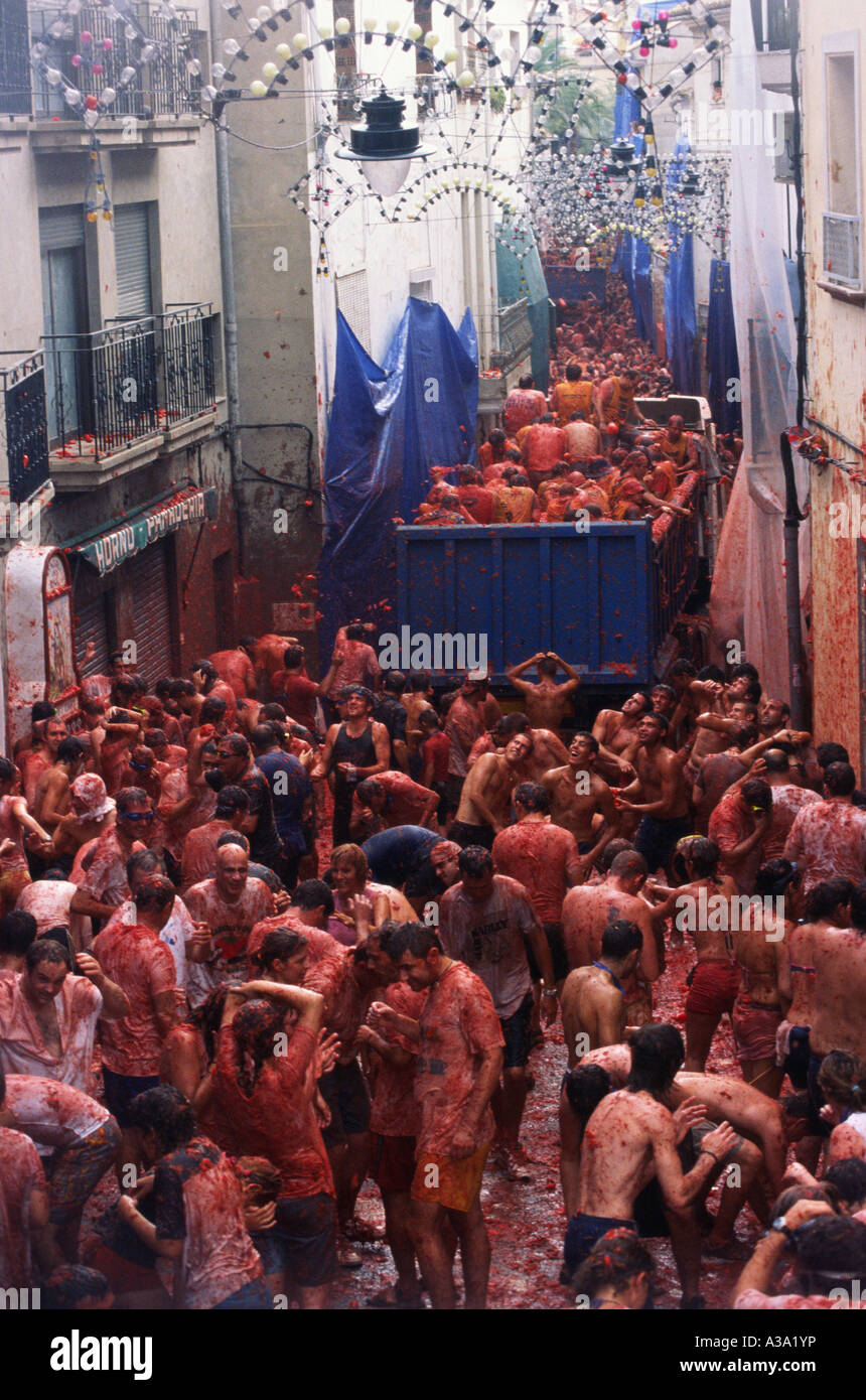 La Tomatina festival - Buñol, Valencia SPAIN Stock Photo