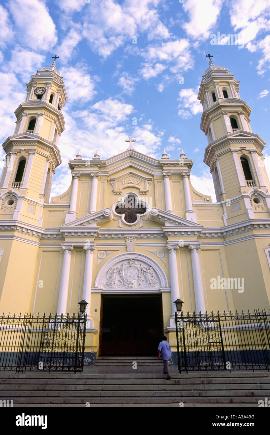 Cathedral - Piura, PERU Stock Photo - Alamy