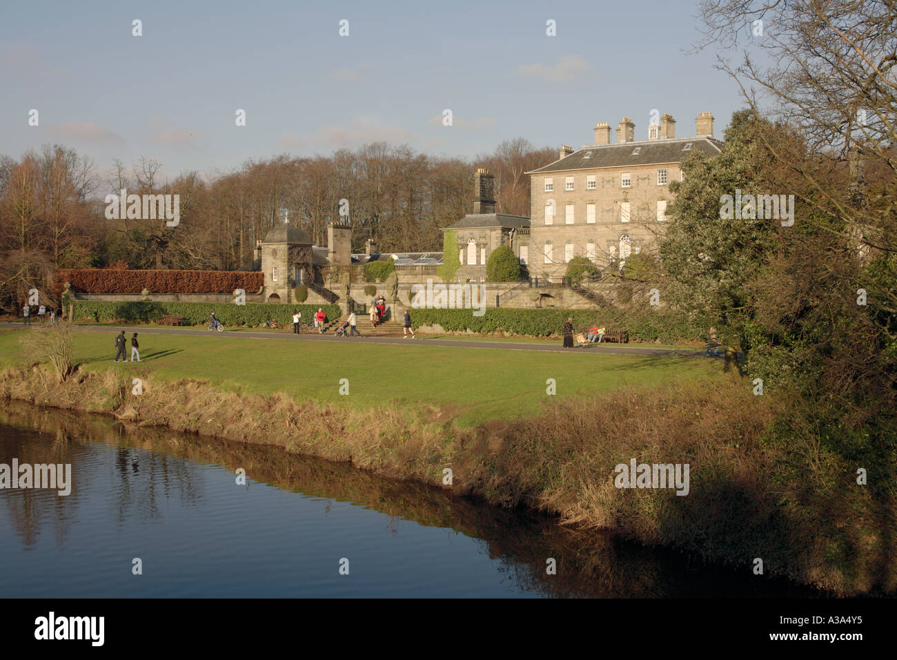 Old pollok estate hires stock photography and images Alamy