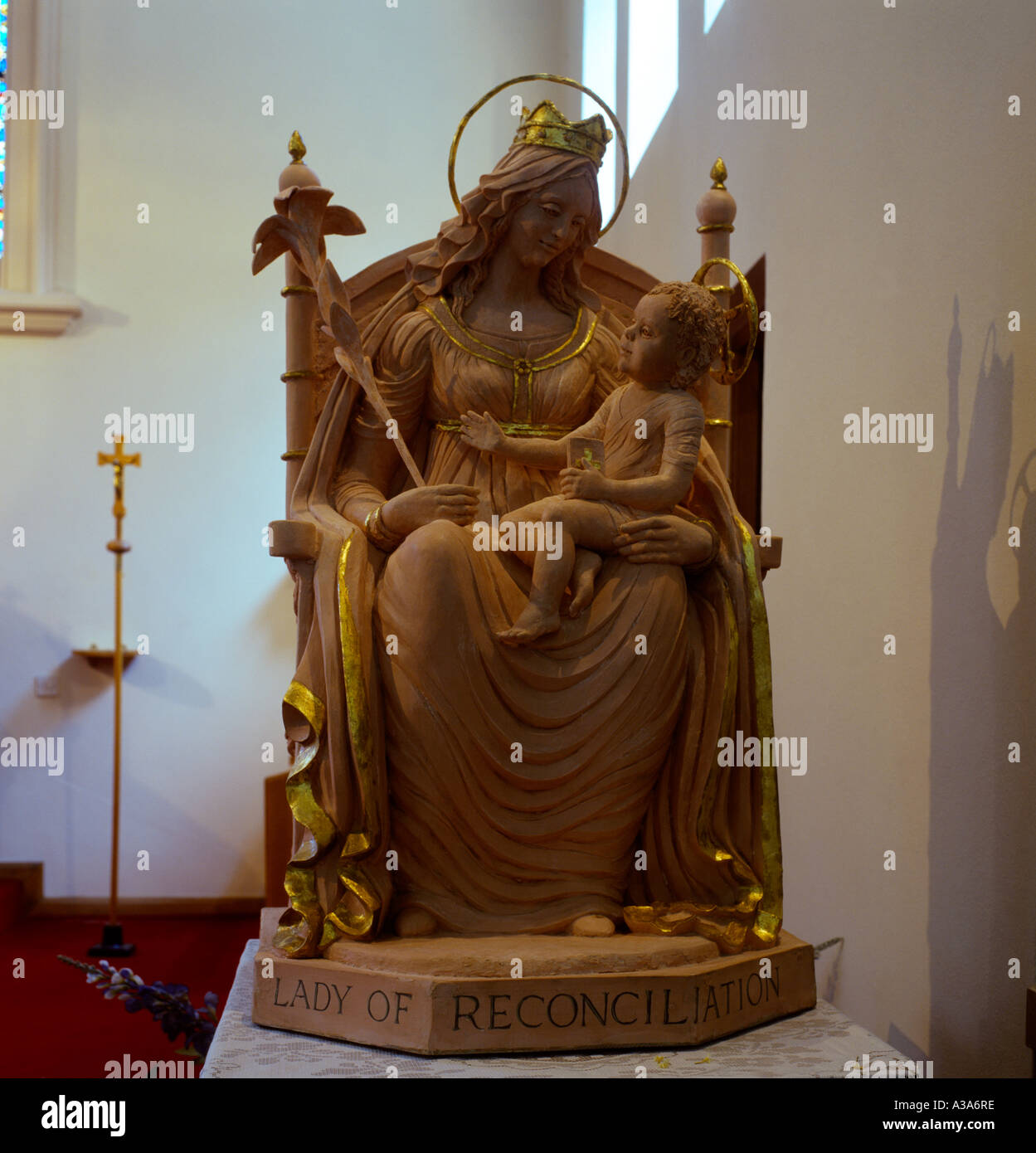 Walsingham Norfolk Travelling Madonna Of Reconciliation In St Anne's Church Kingston Surrey Stock Photo